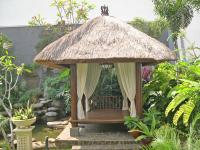 Gazebo Bali Atap Alang alang
